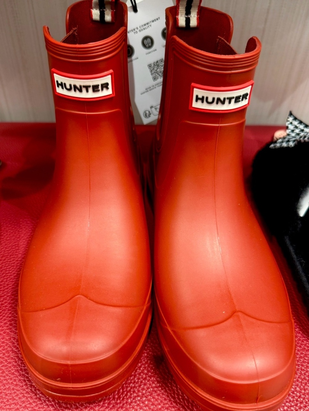 ❤️ Hunter Red Chelsea Ankle Boots – Women’s Pull-On Rubber Boots NWT